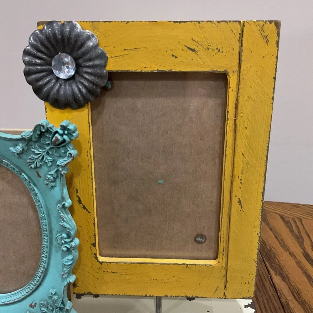 Shabby Chic Colorful Multi-Frame Wood and Metal for 3 photos